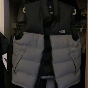 Men’s northface 700 vest size large